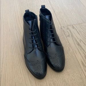 Carvela Kurt Geiger Toby Black Ankle Boots Size 36